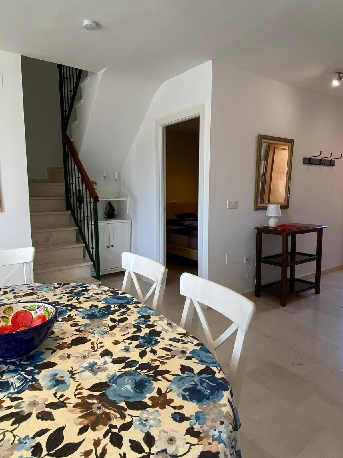 Apartament 3 Bedroom Penthouse Close By Parque De La Paloma *